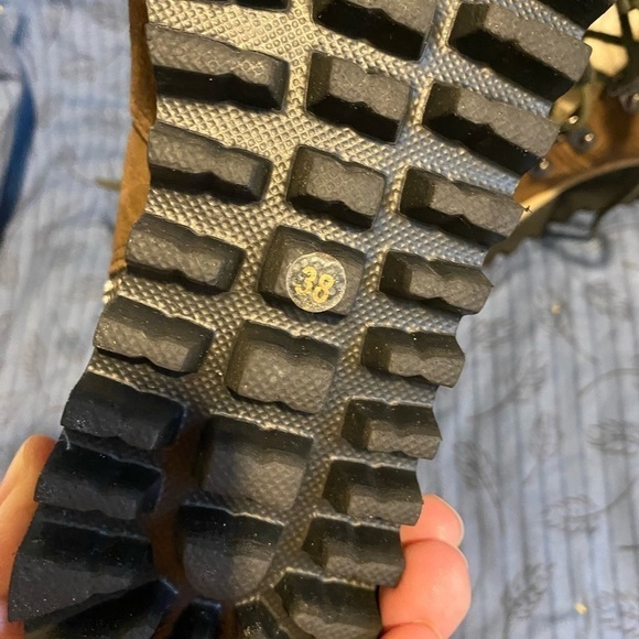 All Black suede and faux shearling hiking boots size 38 - Picture 7 of 9